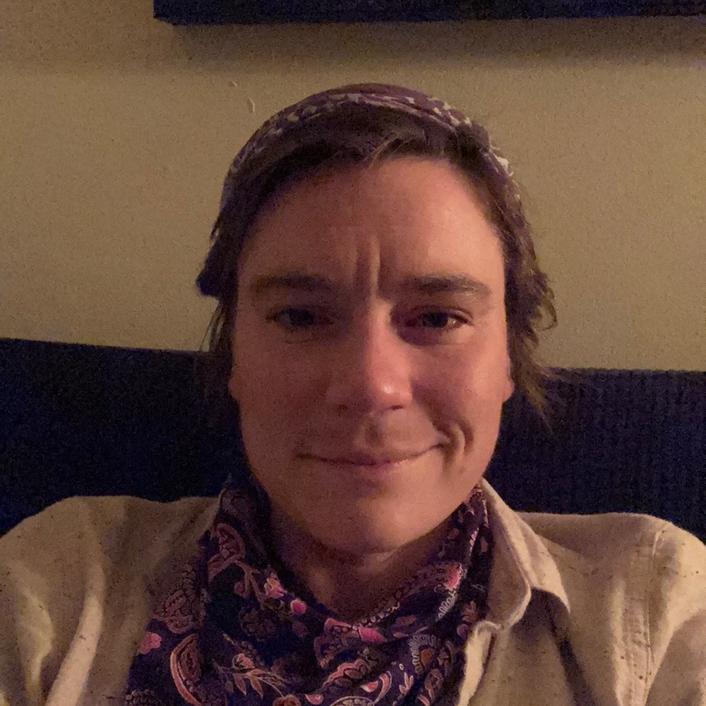 Meet your Posher, Lydia